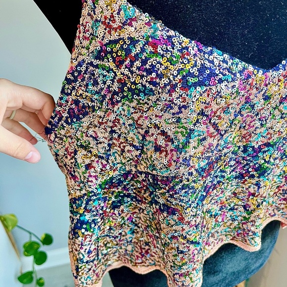 NWT Free People TWILIGHT ROSE COMBO Sequin Scalloped Cropped Top - Picture 5 of 12